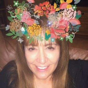 Meet your Posher, Elisa